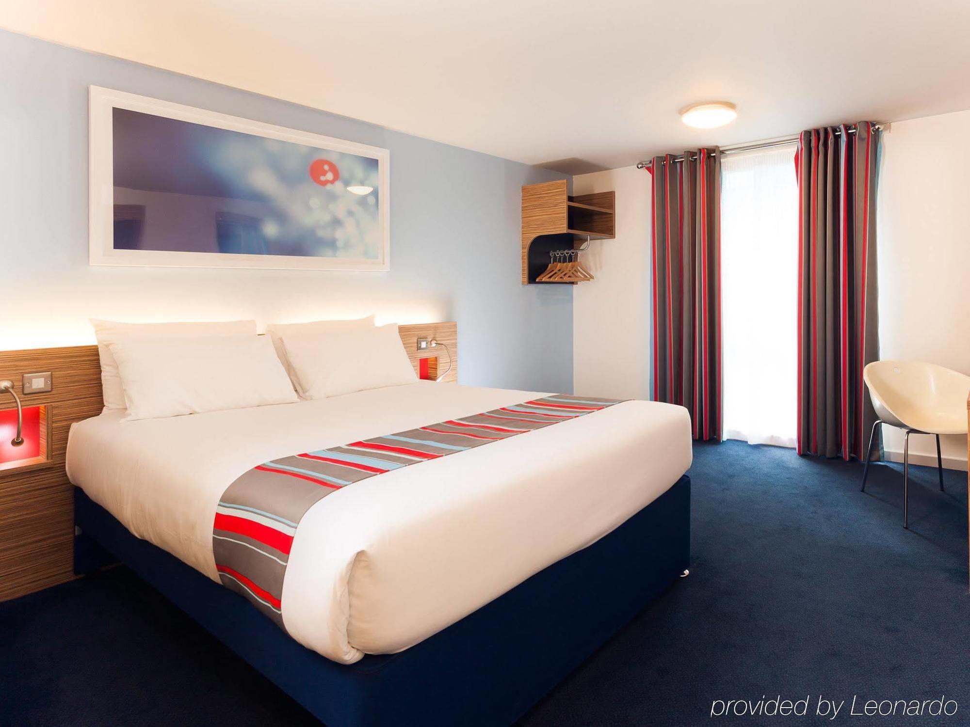 Travelodge Edinburgh Central Waterloo Place Eksteriør billede