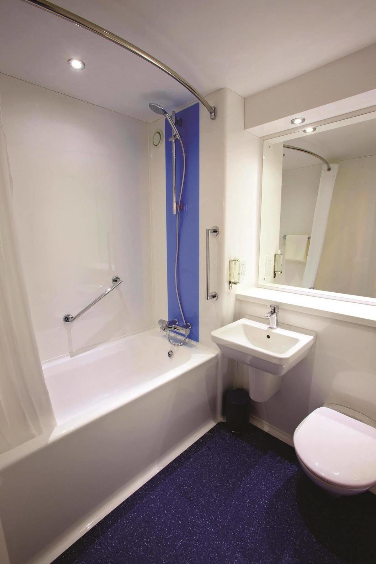 Travelodge Edinburgh Central Waterloo Place Eksteriør billede