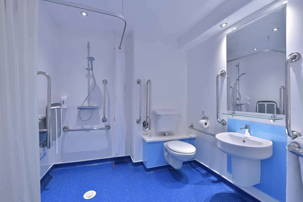 Travelodge Edinburgh Central Waterloo Place Værelse billede